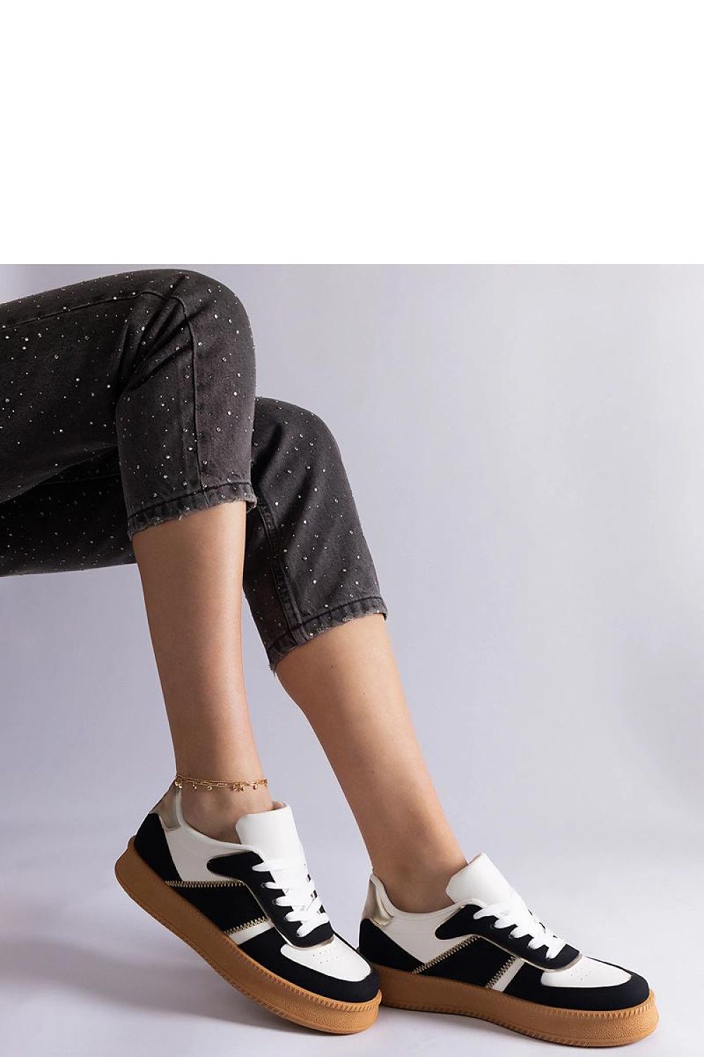 Sneakers model 207185 Solea