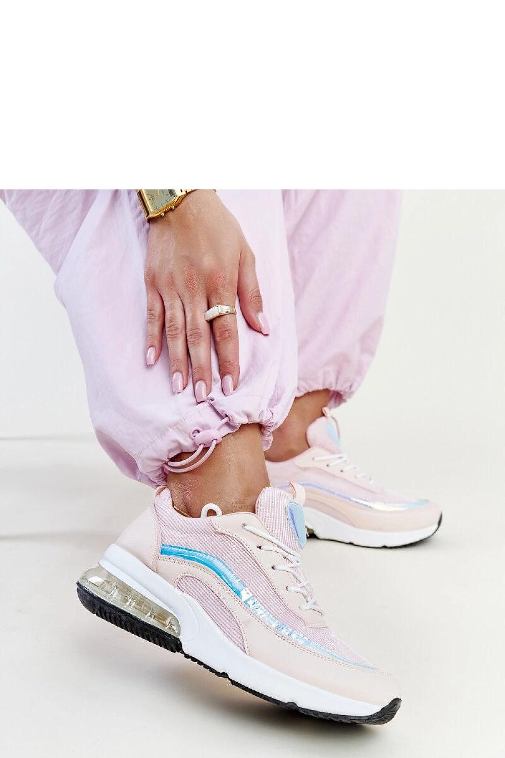 Sneakers model 207333 Solea