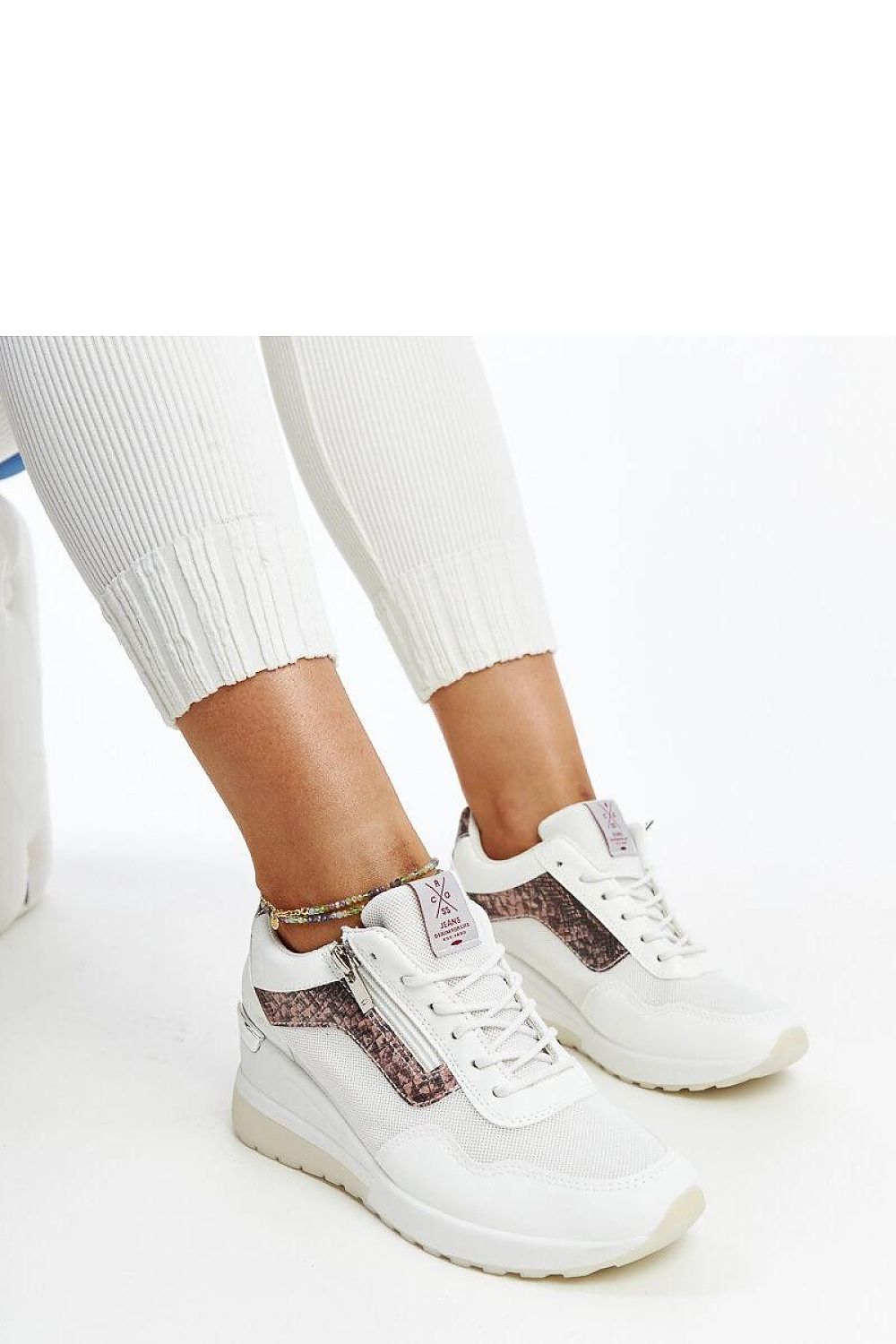 Sneakers model 207349 Solea