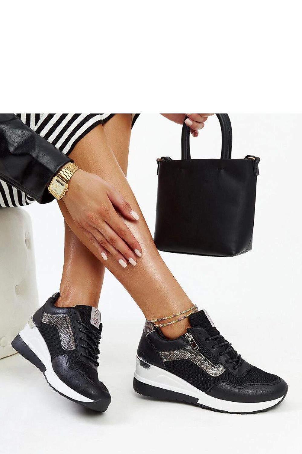 Sneakers model 207358 Solea