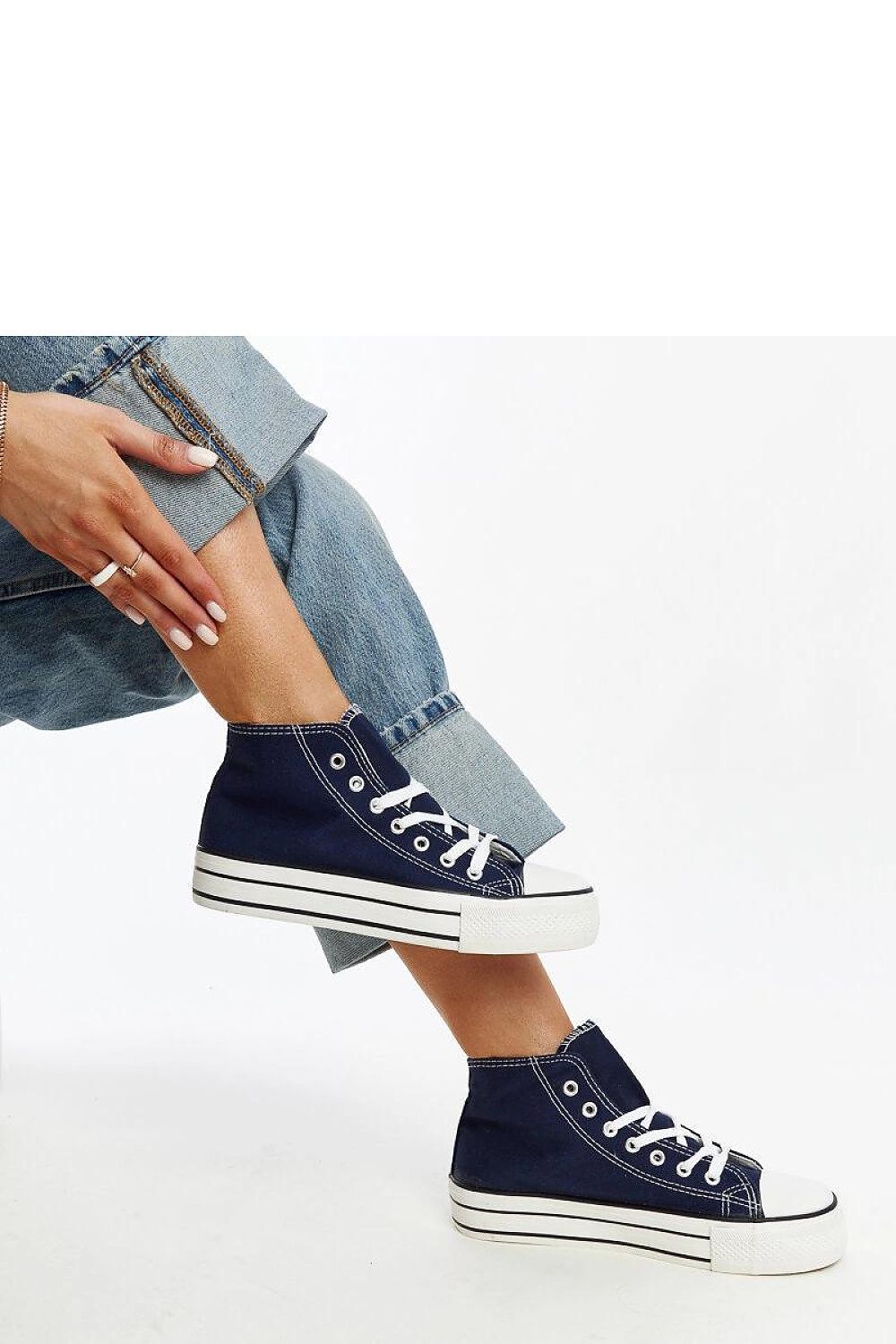 Sneakers model 207391 Solea