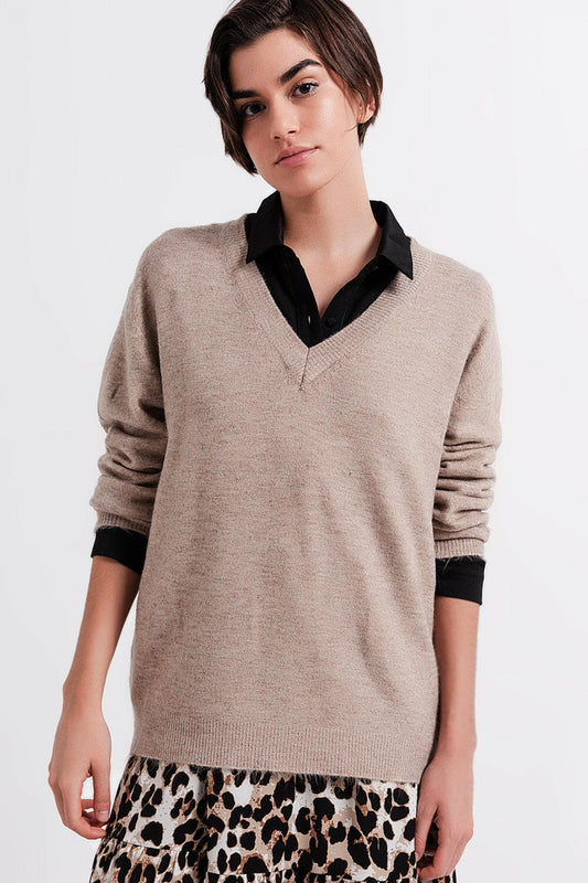 V Neck Jumper in Brown